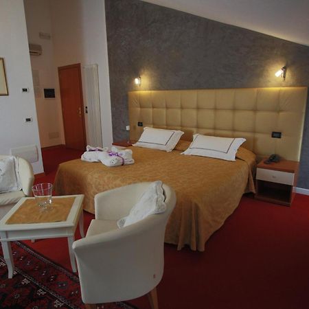 Hotel Roma Cittadella Luaran gambar