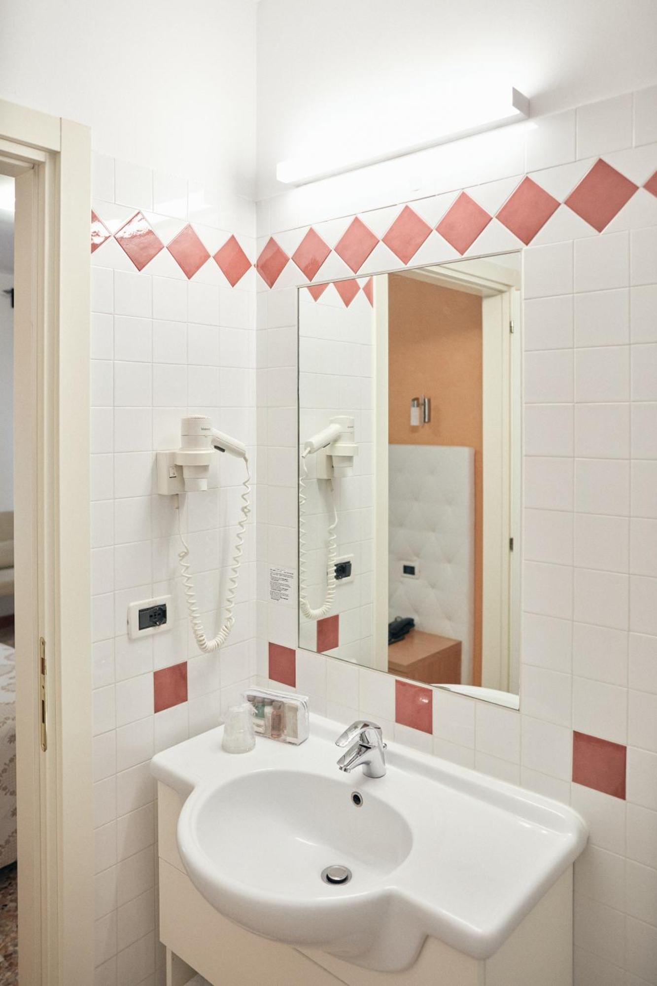 Hotel Roma Cittadella Luaran gambar