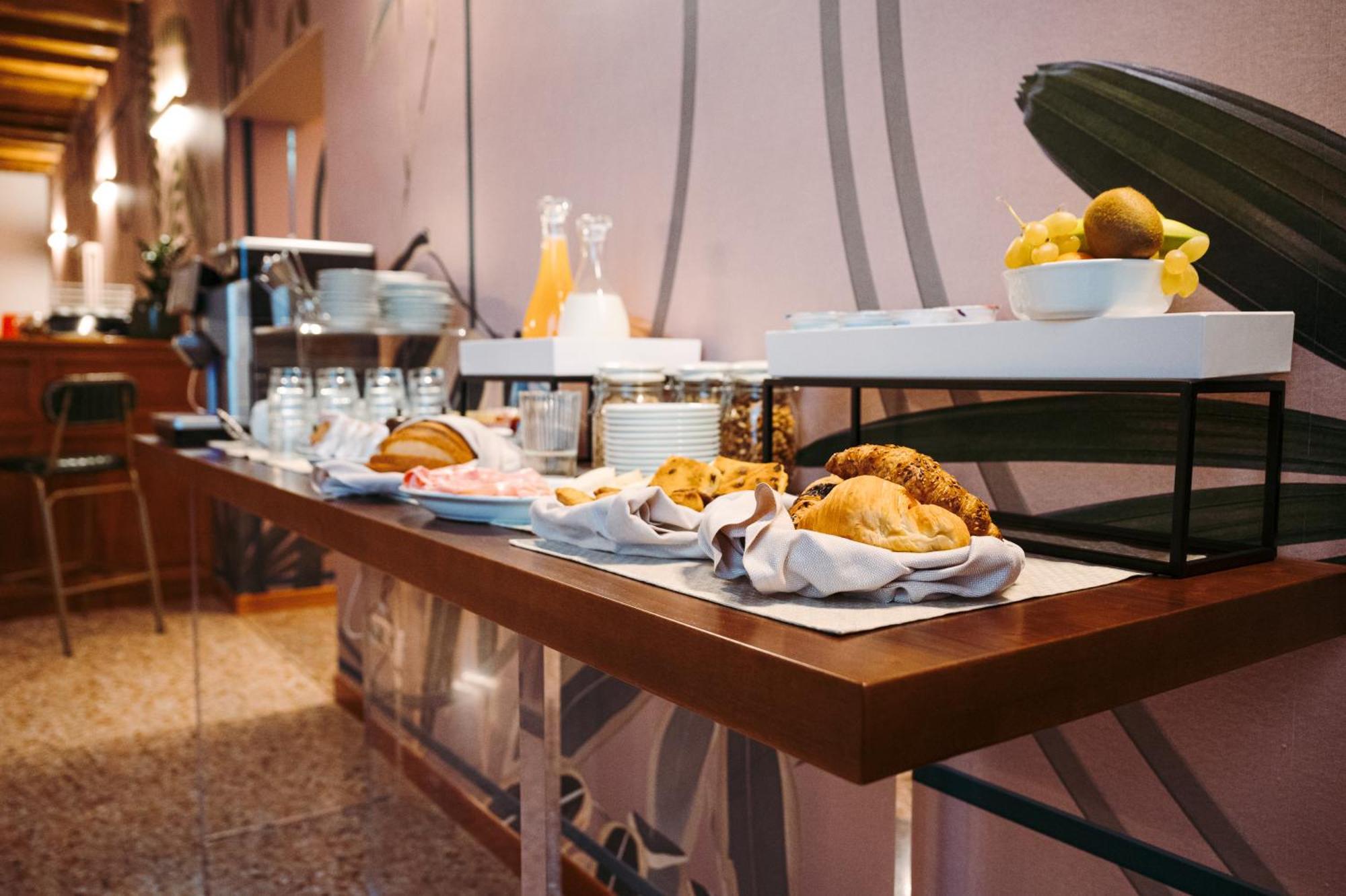 Hotel Roma Cittadella Luaran gambar