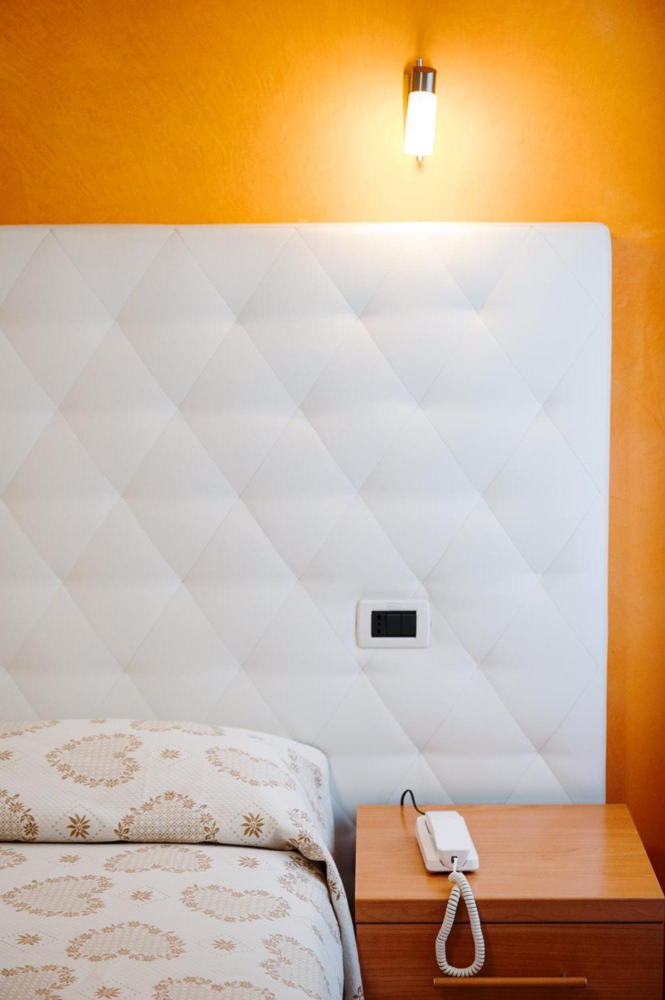 Hotel Roma Cittadella Luaran gambar