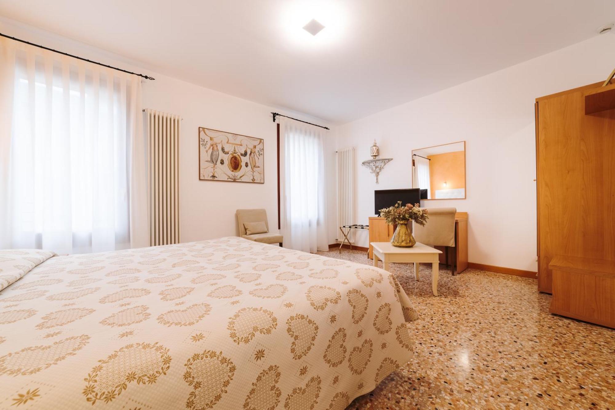 Hotel Roma Cittadella Luaran gambar
